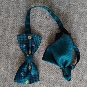 05Pnt bowtie